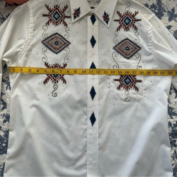 Klassie Lassie Artsy Button Up Shirt w/ Sequins & Glitter Wrinkle Free Size L - Picture 10 of 11